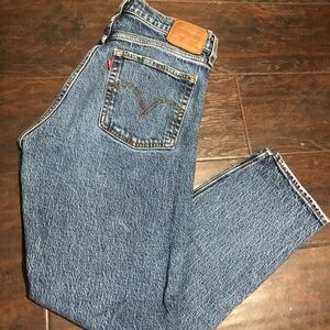 Levi's Wedgie Straight Size 28